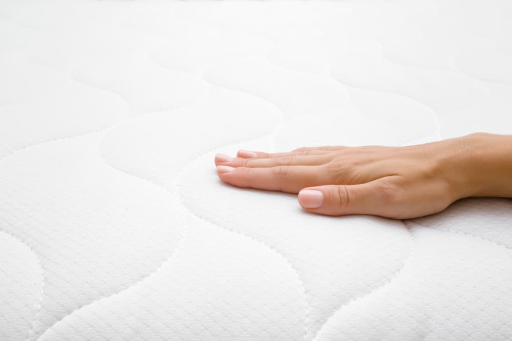 Hybrid Mattress vs. Memory Foam: Which is Better for You?