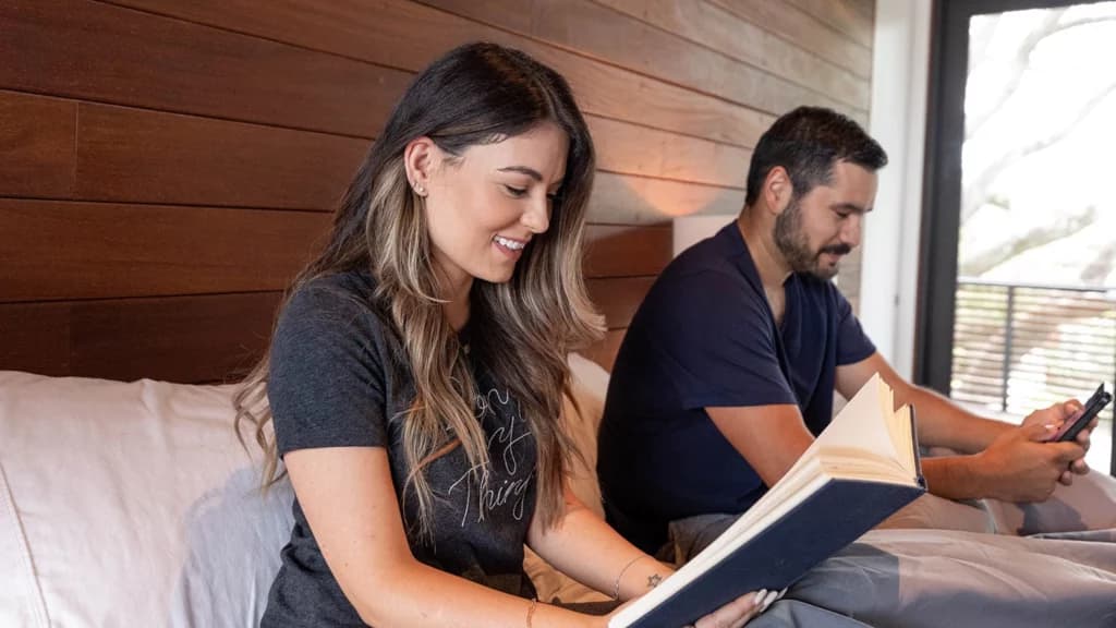 couple enjoying essential mattress